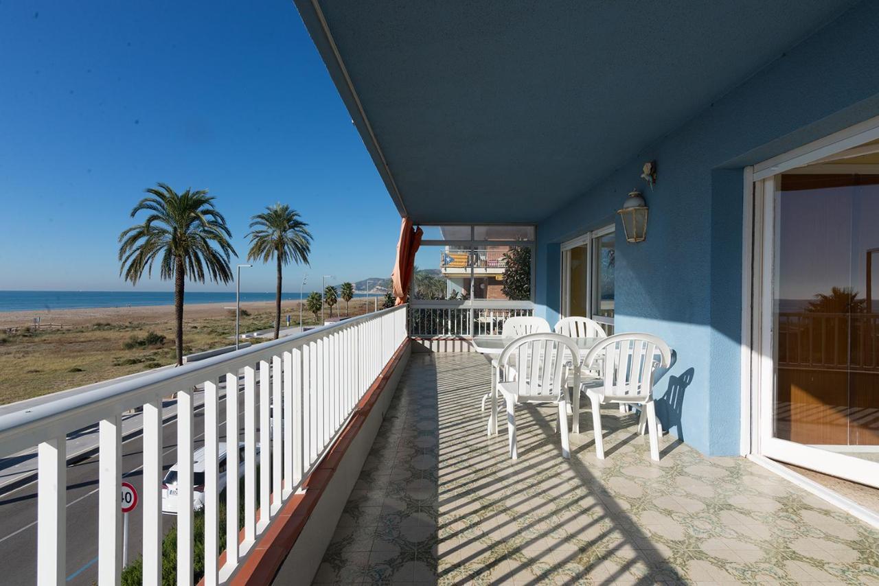 Apartamento En 1Era Linea Mar Con Terraza De 25M2 Castelldefels Exterior photo